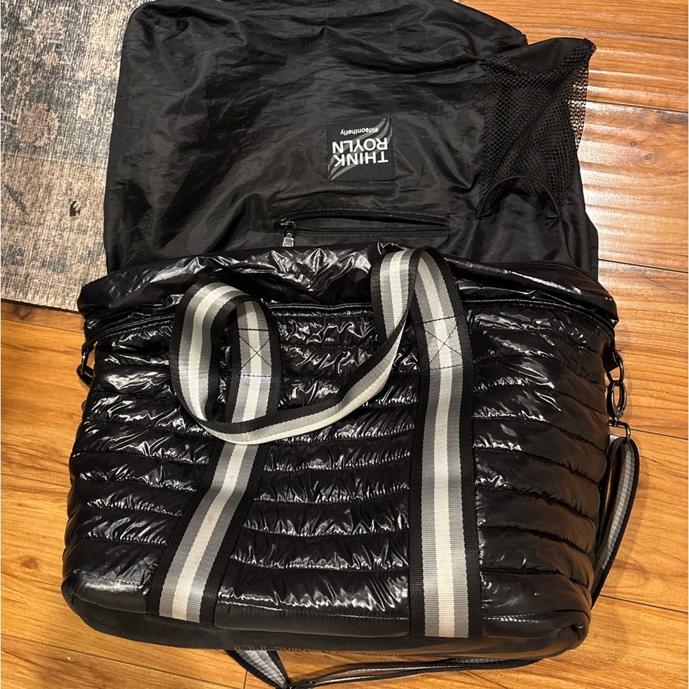 ROLYN BLACK TRAVEL BAG